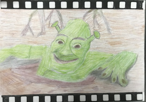 Kadr z filmu animowanego:„ Shrek ”. Shrek kąpie się w błocie. W tle kolorowego rysunku widoczne fragmenty lasu.