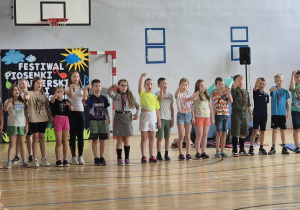 Występ klasy 3a podczas festiwalu