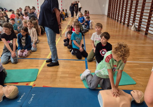 Klasy III również wspierają Wychowawczynie