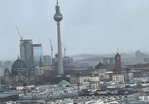 Widok z punktu widokowego: „Panorama Punkt”.