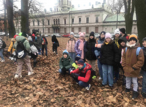 Wycieczka klas piątych na spektakl – Chłopcy z Placu Broni